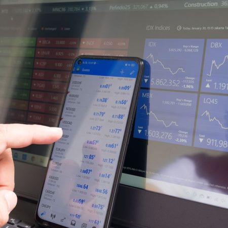 Finance Magnates Spotlights FXAN Partnership with Newsquawk